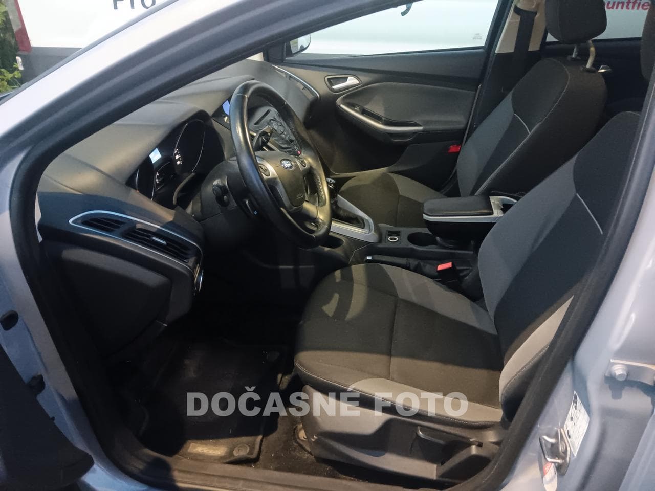 2011 Ford FOCUS - 3