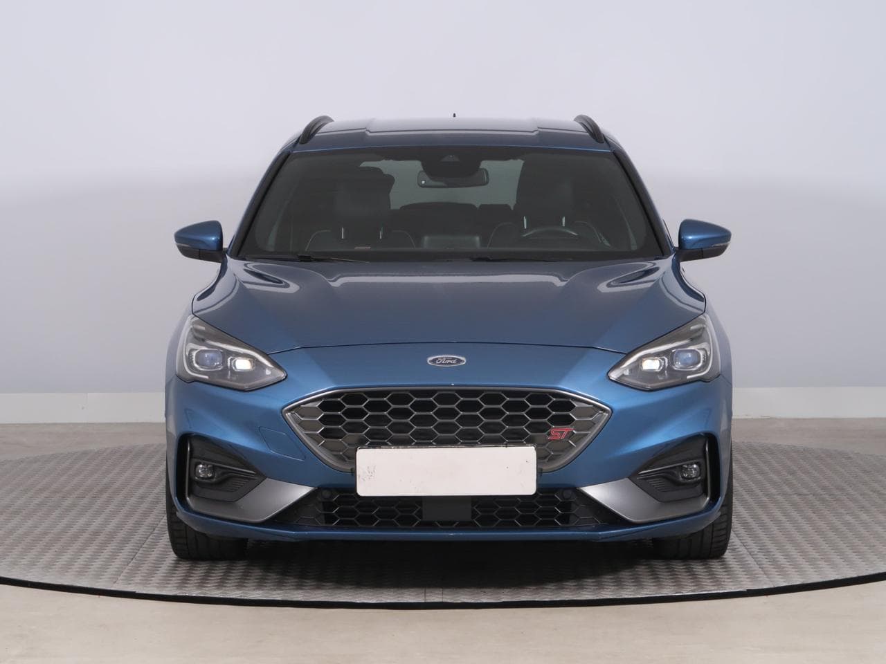 2020 Ford FOCUS - 2