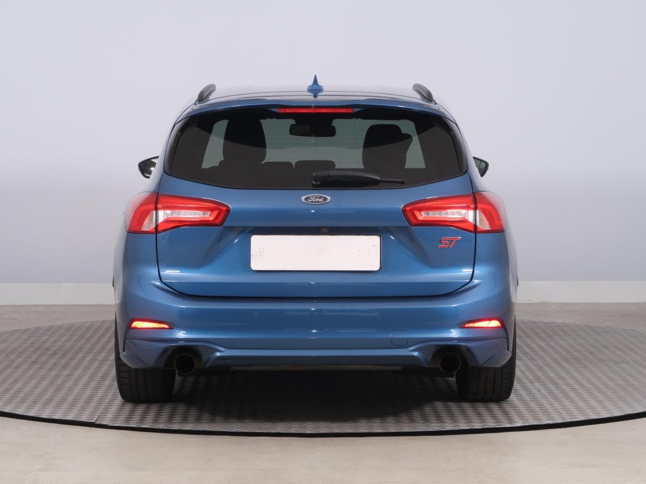2020 Ford FOCUS - 6