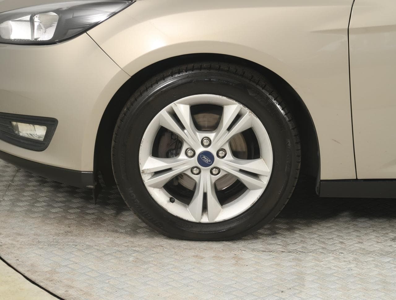 2016 Ford FOCUS - 31