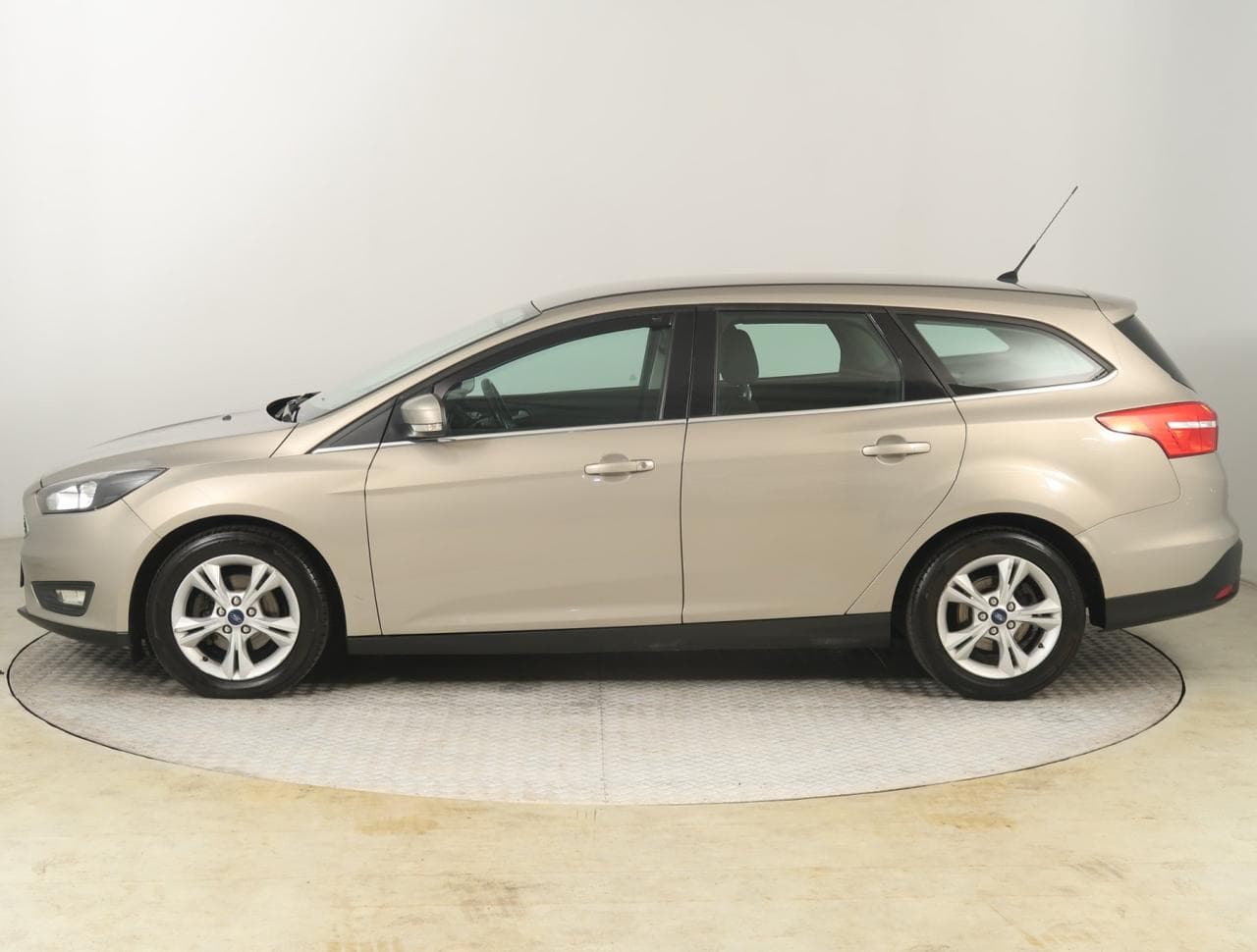 2016 Ford FOCUS - 4