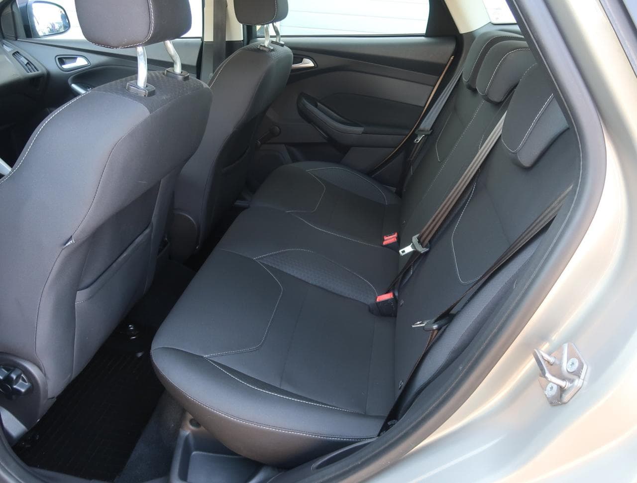 2016 Ford FOCUS - 22