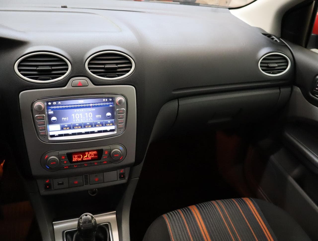 2008 Ford FOCUS - 18