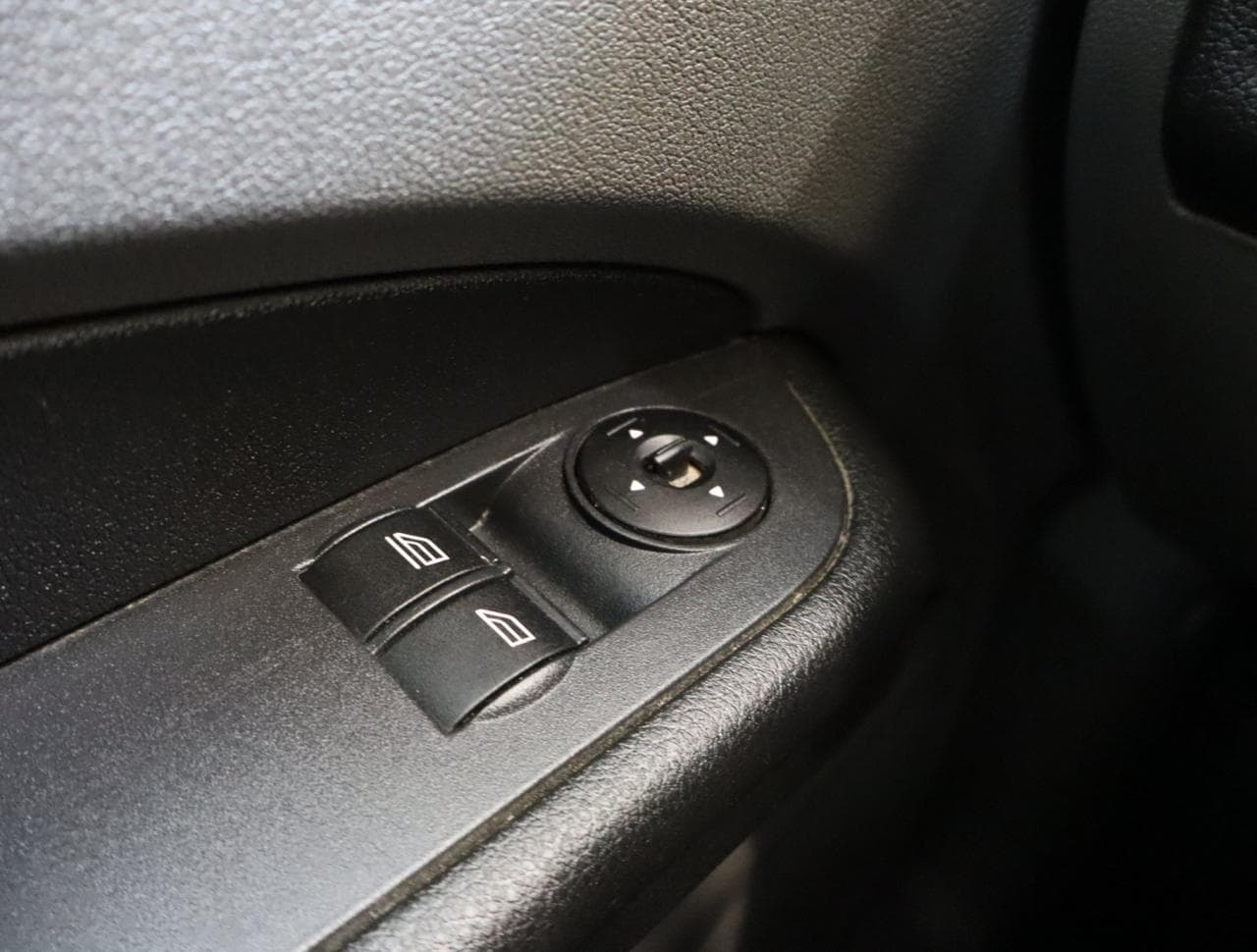 2008 Ford FOCUS - 31