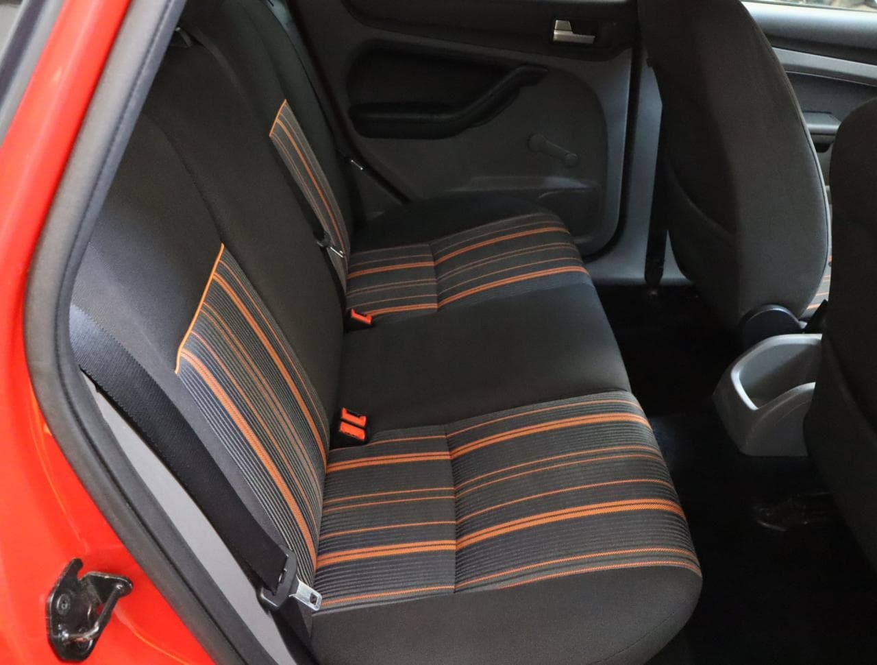 2008 Ford FOCUS - 22