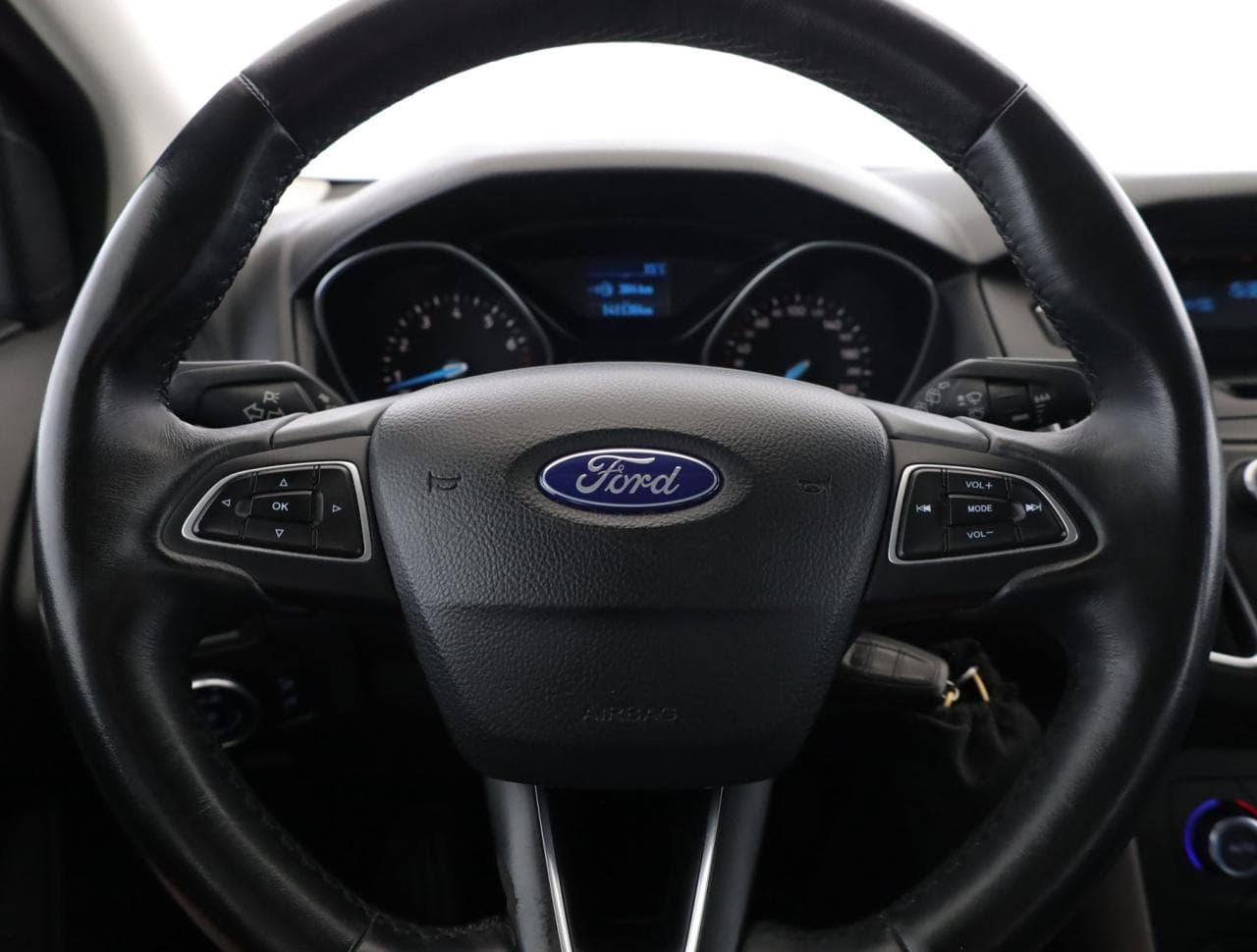 2015 Ford FOCUS - 14