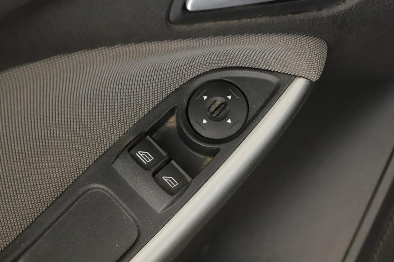 2013 Ford FOCUS - 15