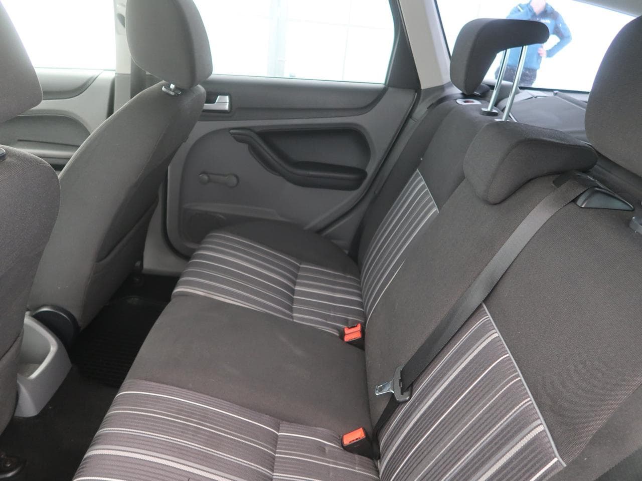 2008 Ford FOCUS - 19