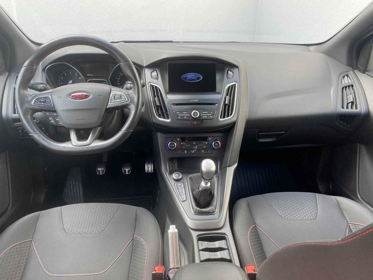 2017 Ford FOCUS - 9