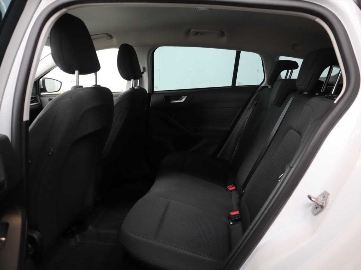 2019 Ford FOCUS - 8