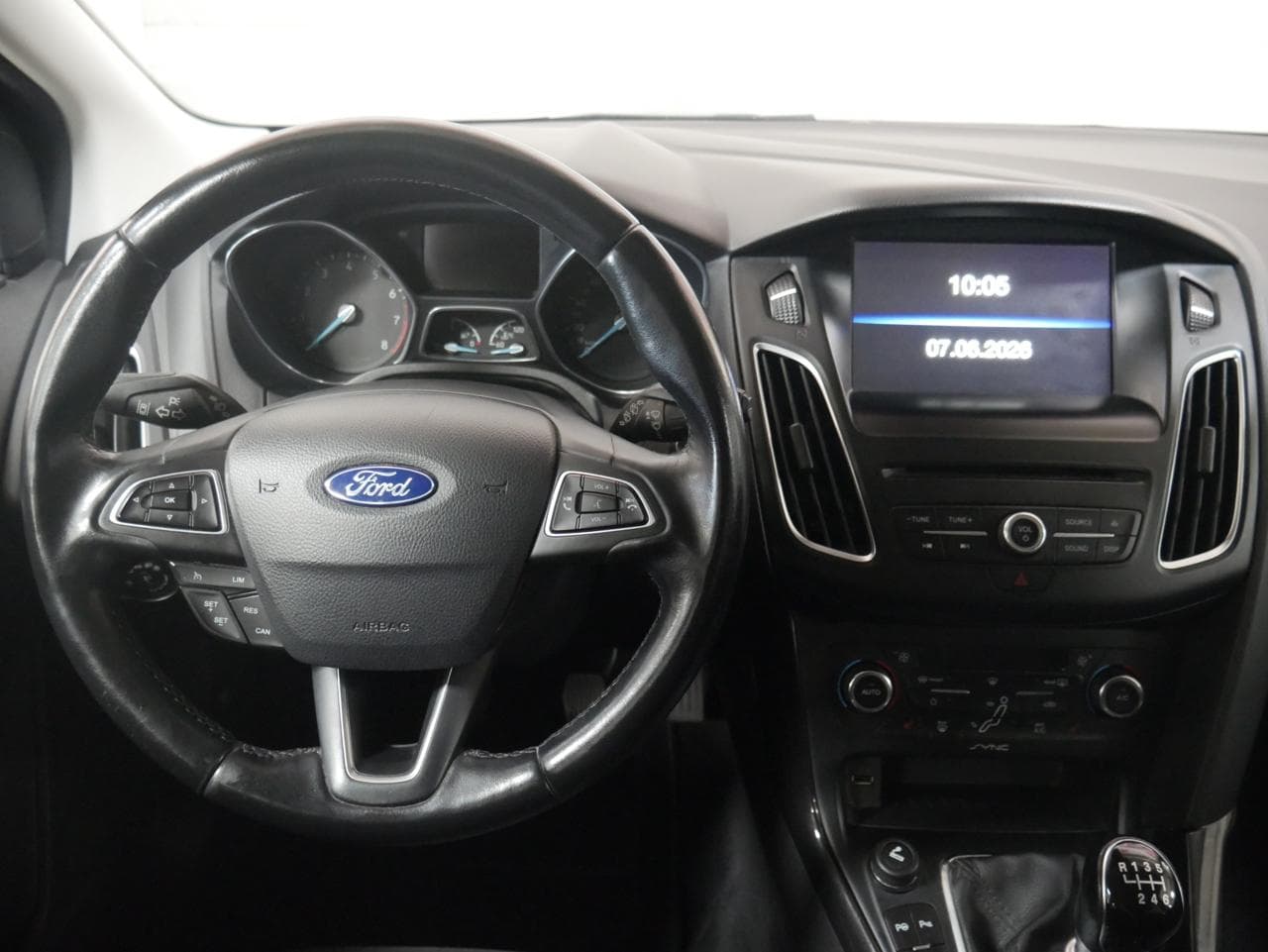 2015 Ford FOCUS - 22
