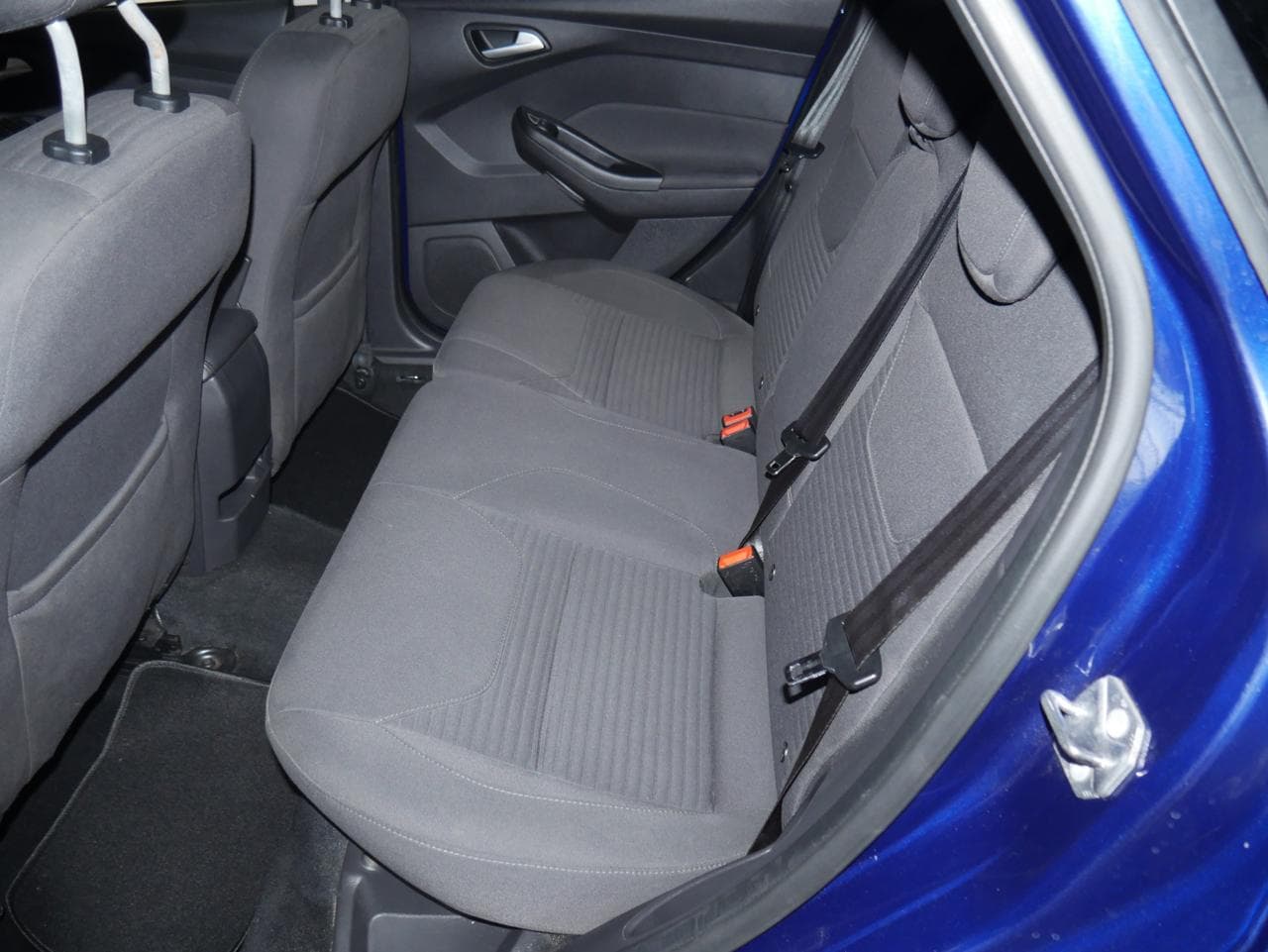 2015 Ford FOCUS - 16