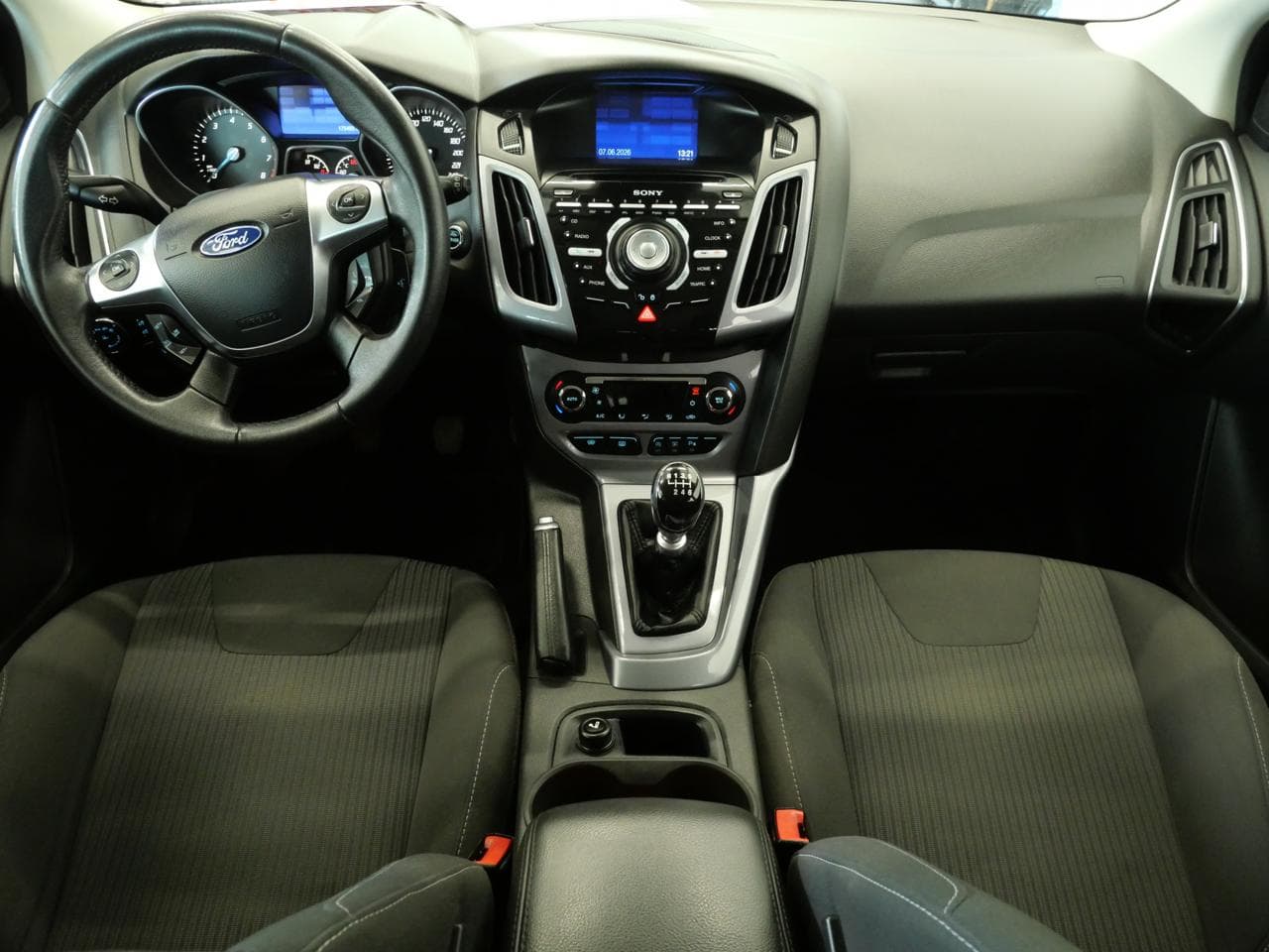 2012 Ford FOCUS - 12