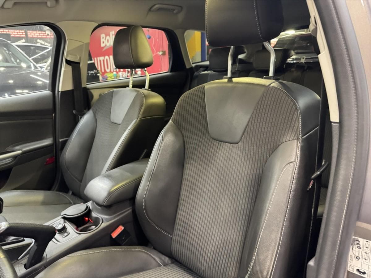 2013 Ford FOCUS - 20