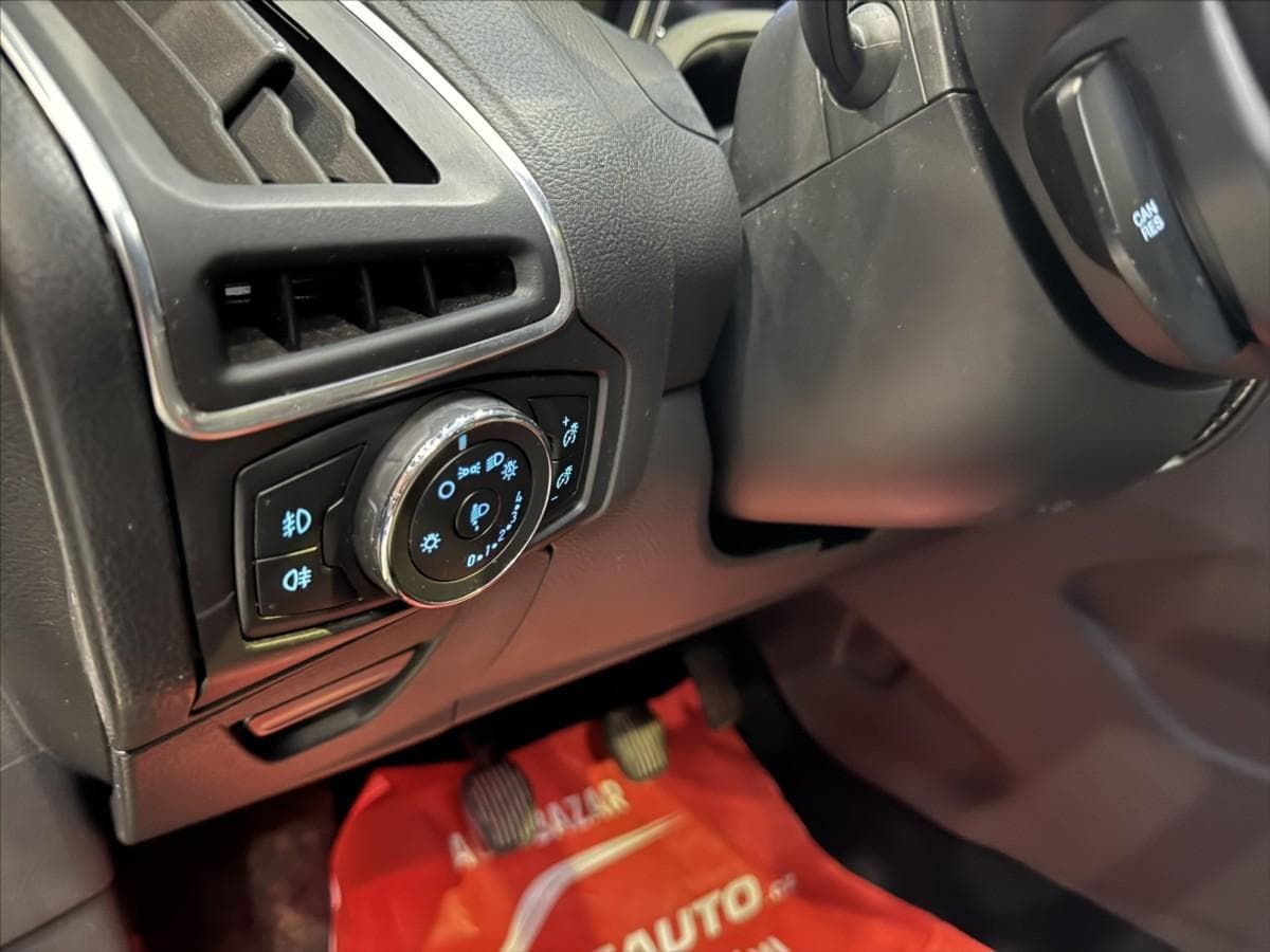 2013 Ford FOCUS - 15