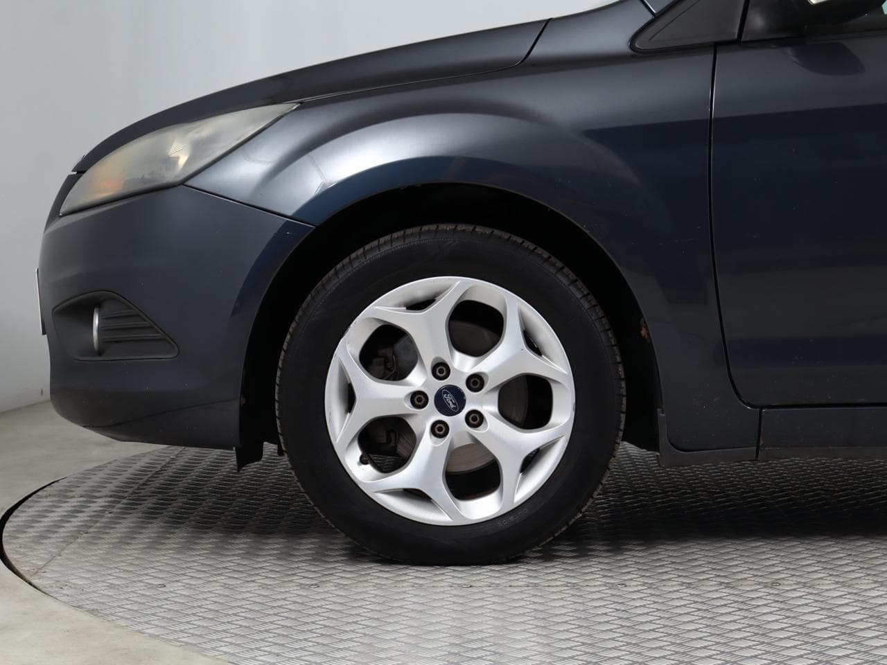 2010 Ford FOCUS - 17