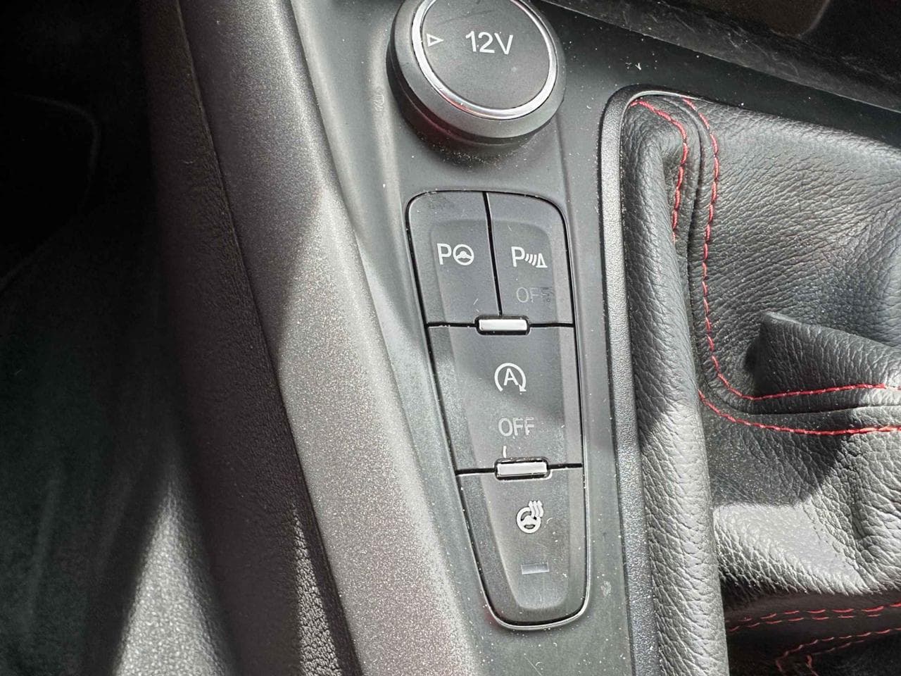 2017 Ford FOCUS - 16
