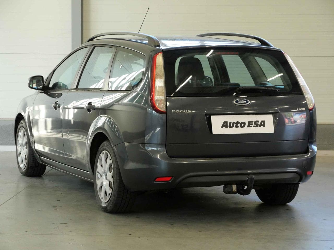 2010 Ford FOCUS - 11