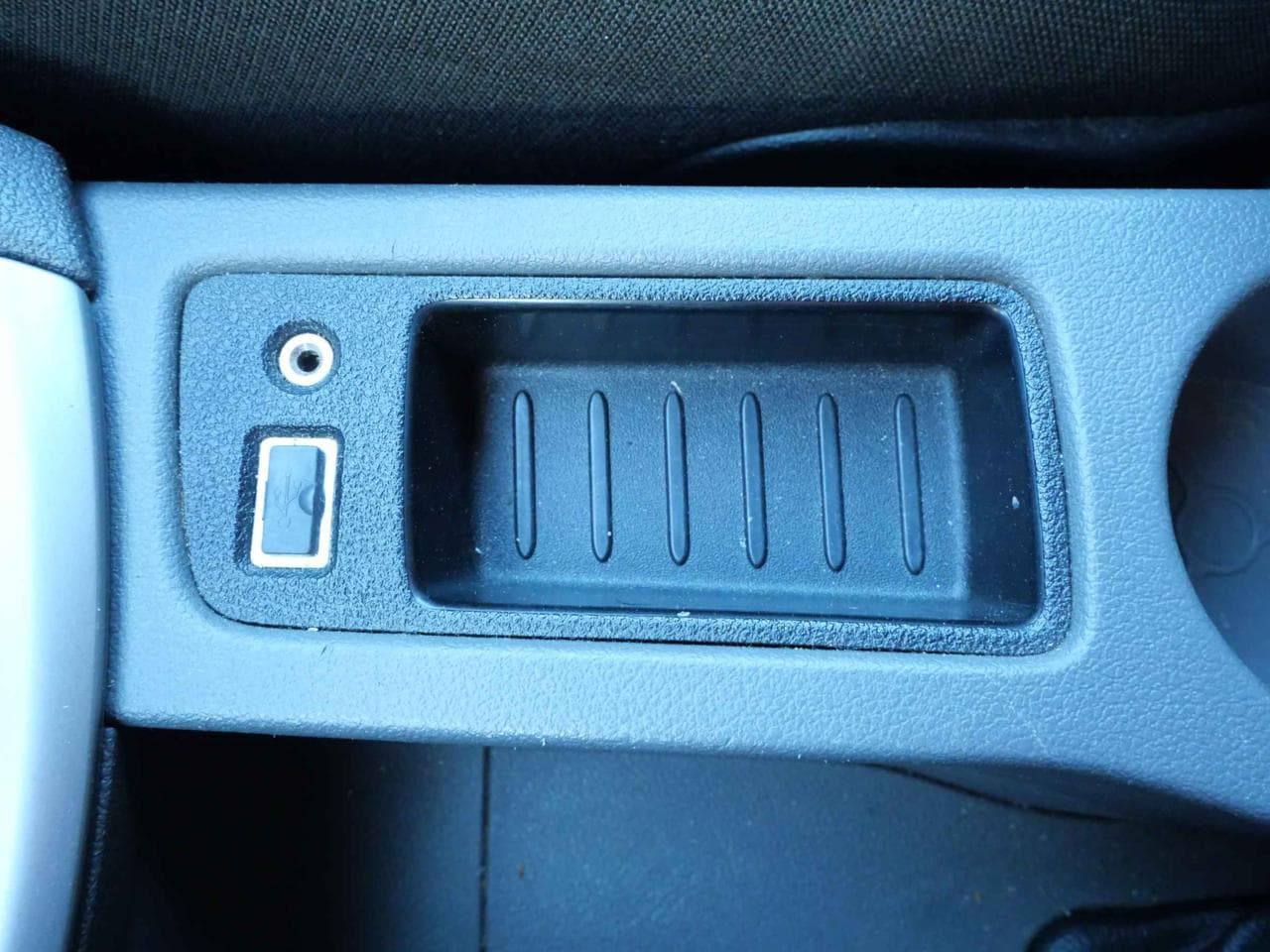2010 Ford FOCUS - 34
