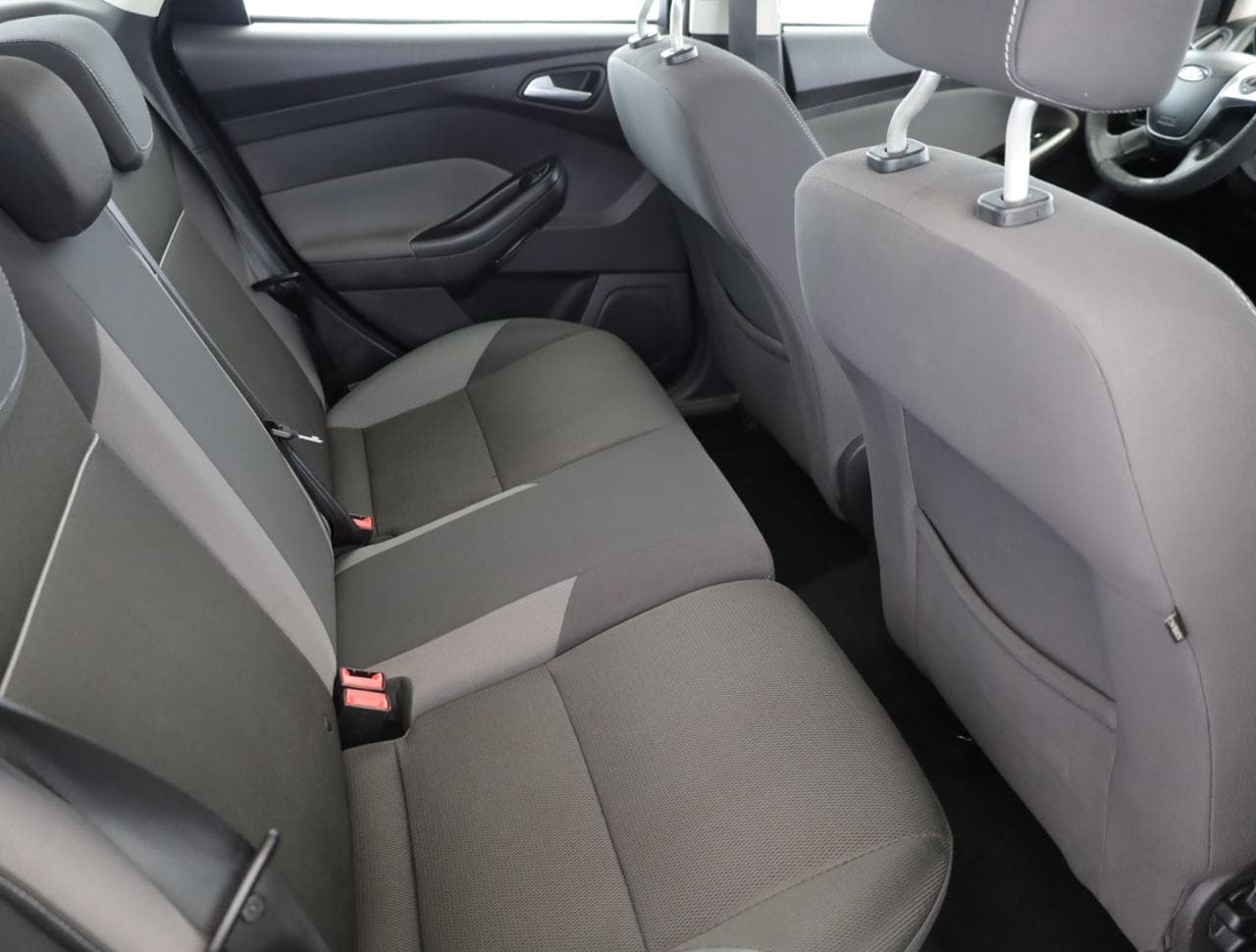 2013 Ford FOCUS - 17