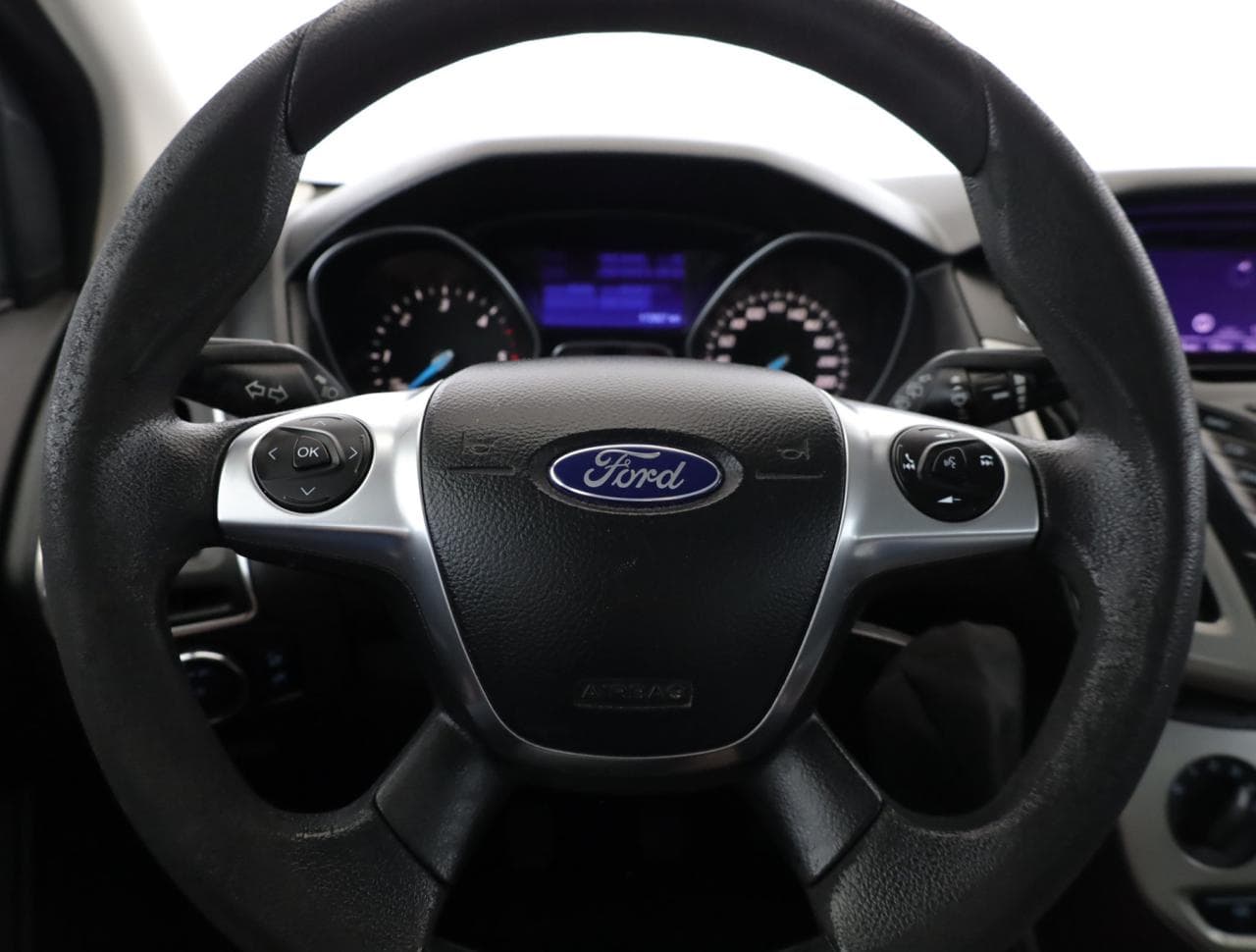 2013 Ford FOCUS - 21