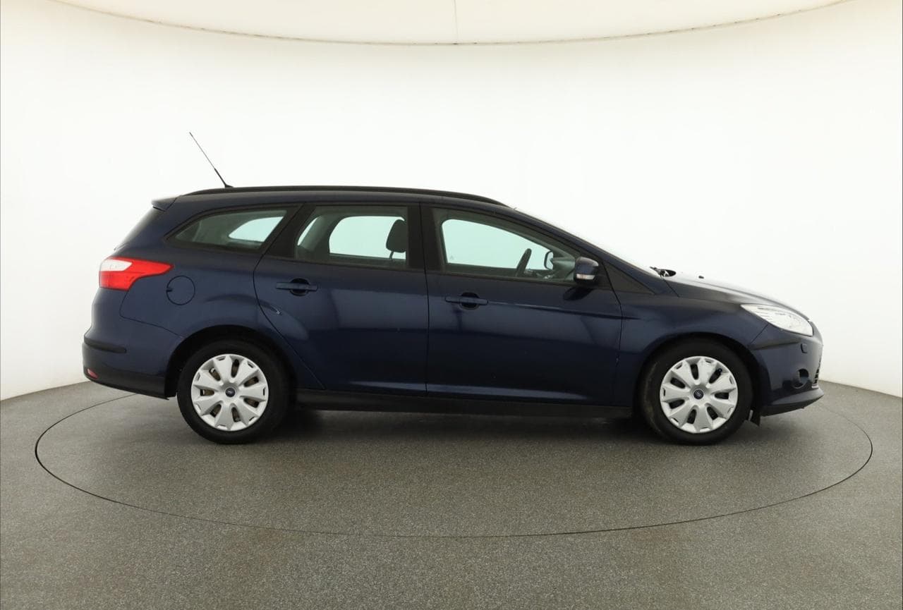 2013 Ford FOCUS - 12