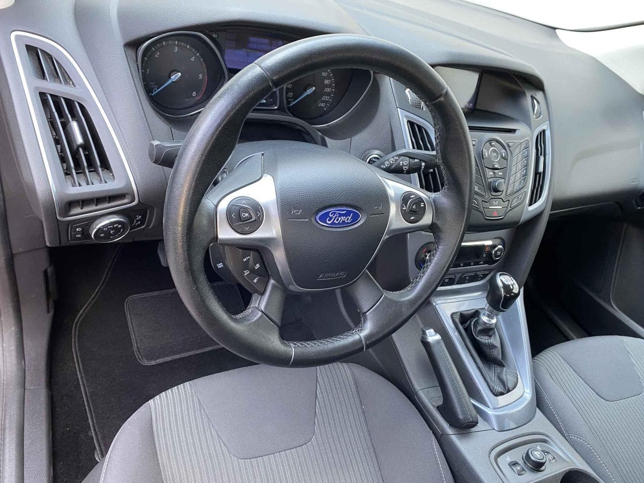 2014 Ford FOCUS - 20