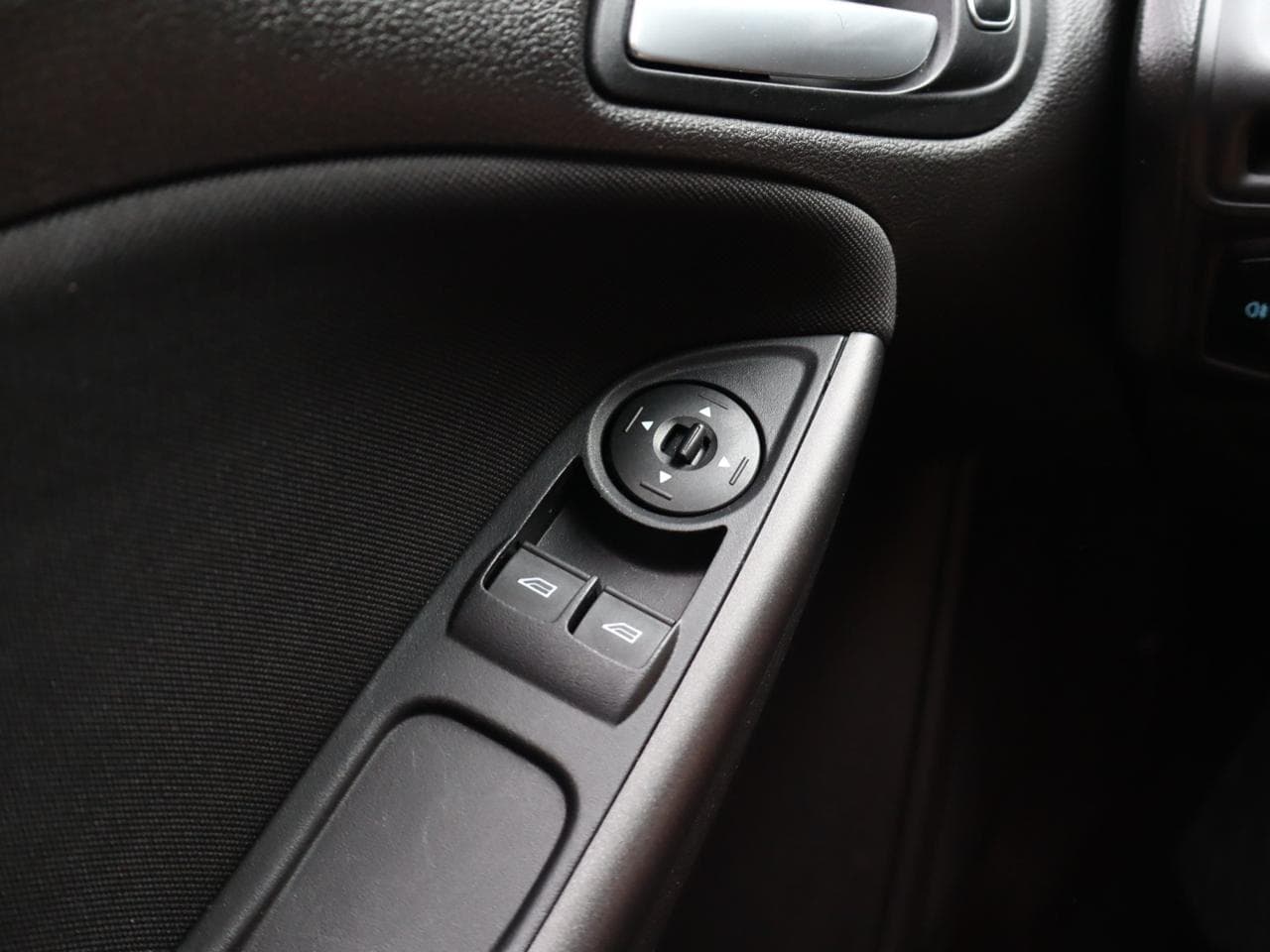 2015 Ford FOCUS - 32