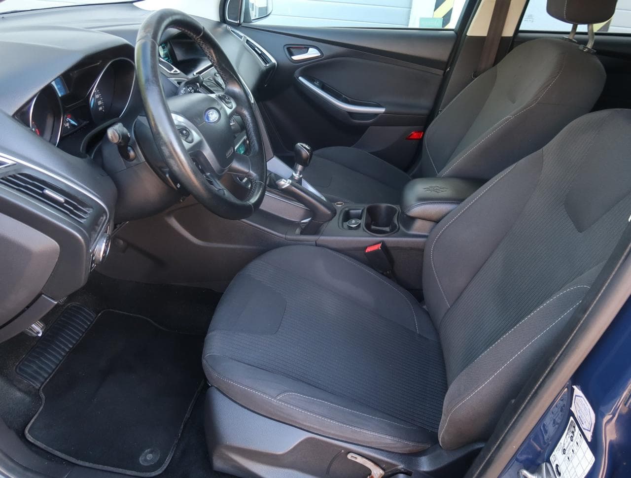 2014 Ford FOCUS - 26