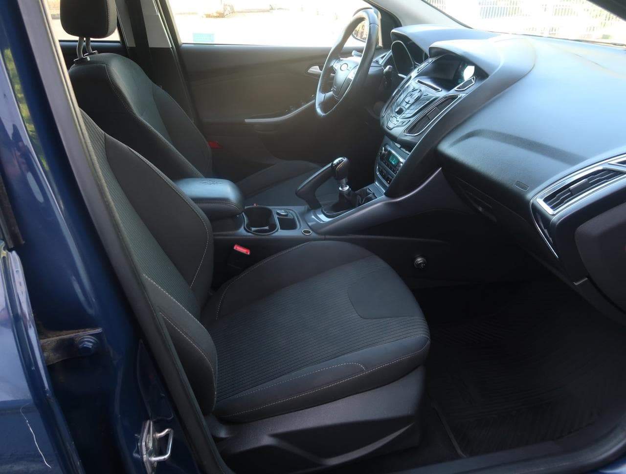 2014 Ford FOCUS - 19