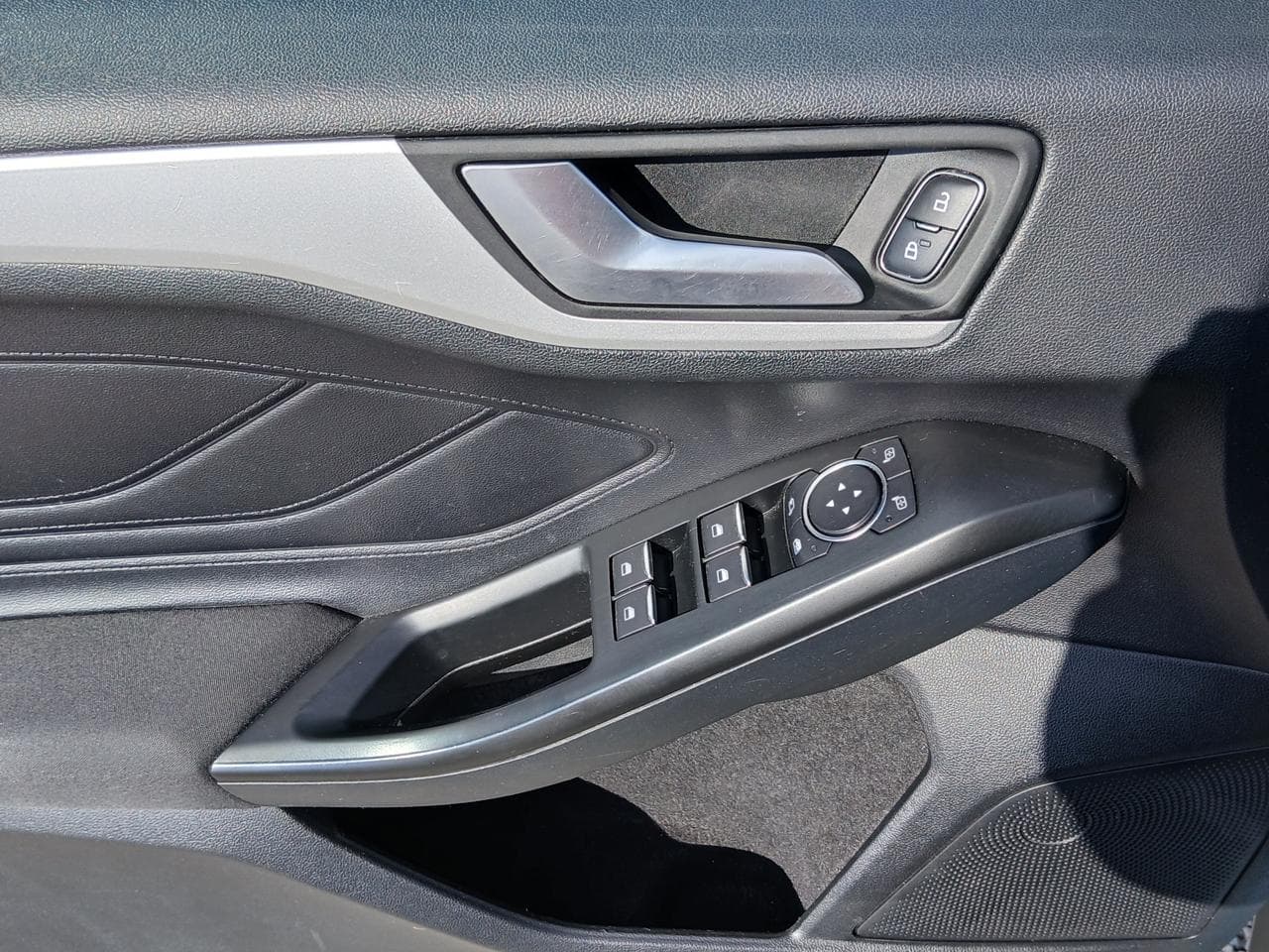 2019 Ford FOCUS - 16