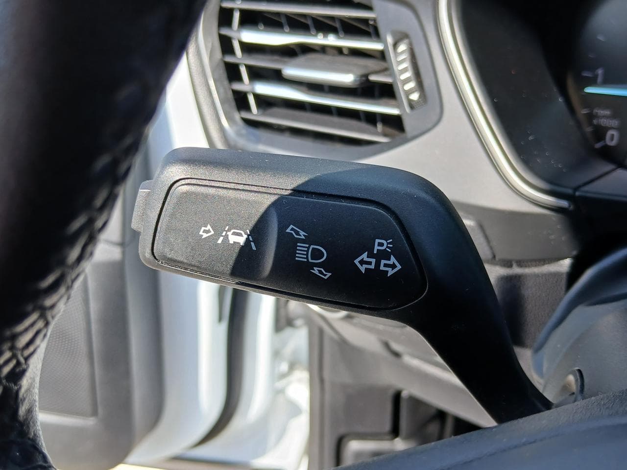 2019 Ford FOCUS - 19