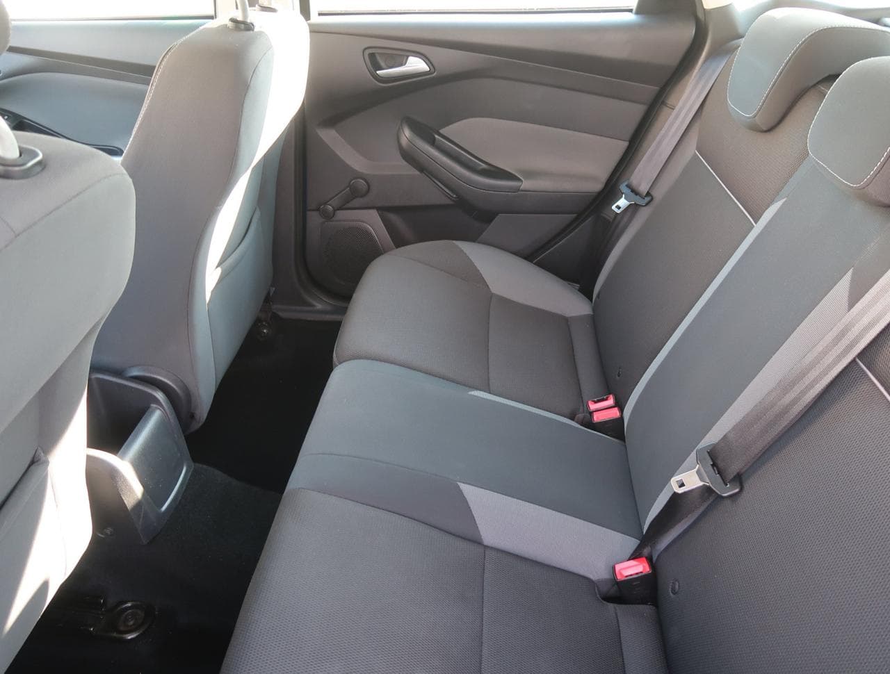 2011 Ford FOCUS - 18