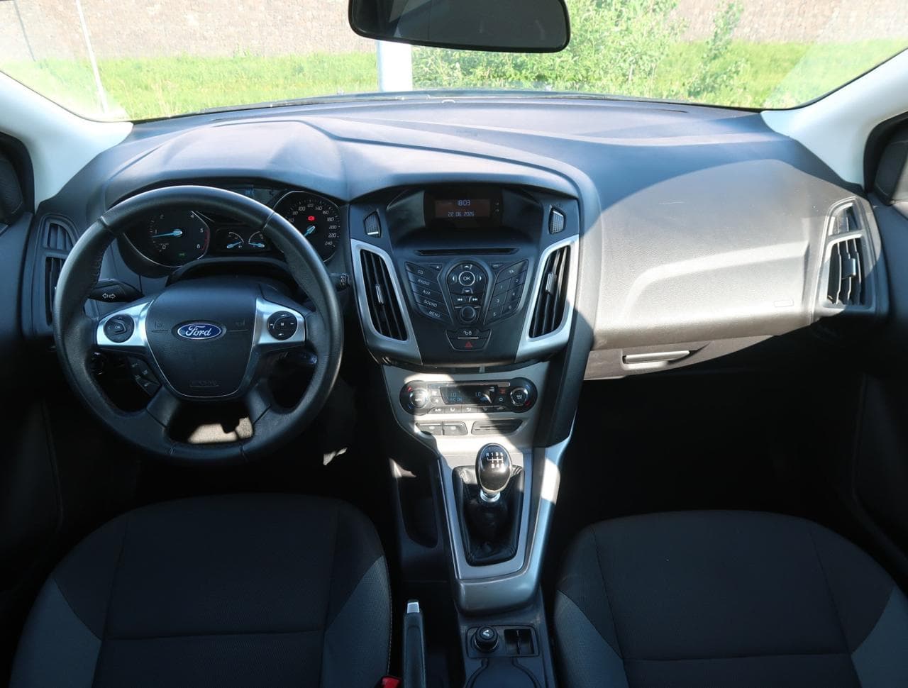 2011 Ford FOCUS - 10