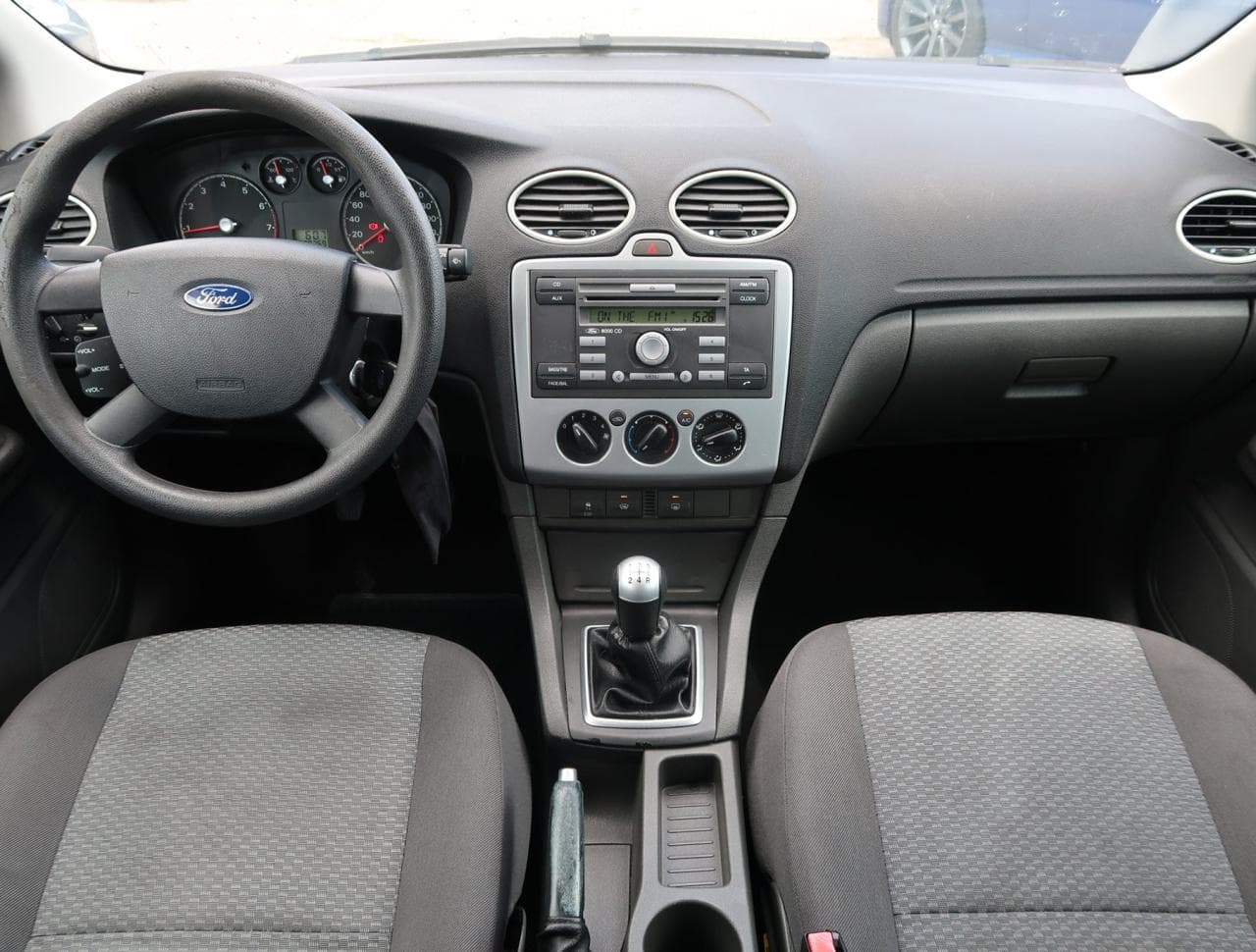 2006 Ford FOCUS - 17