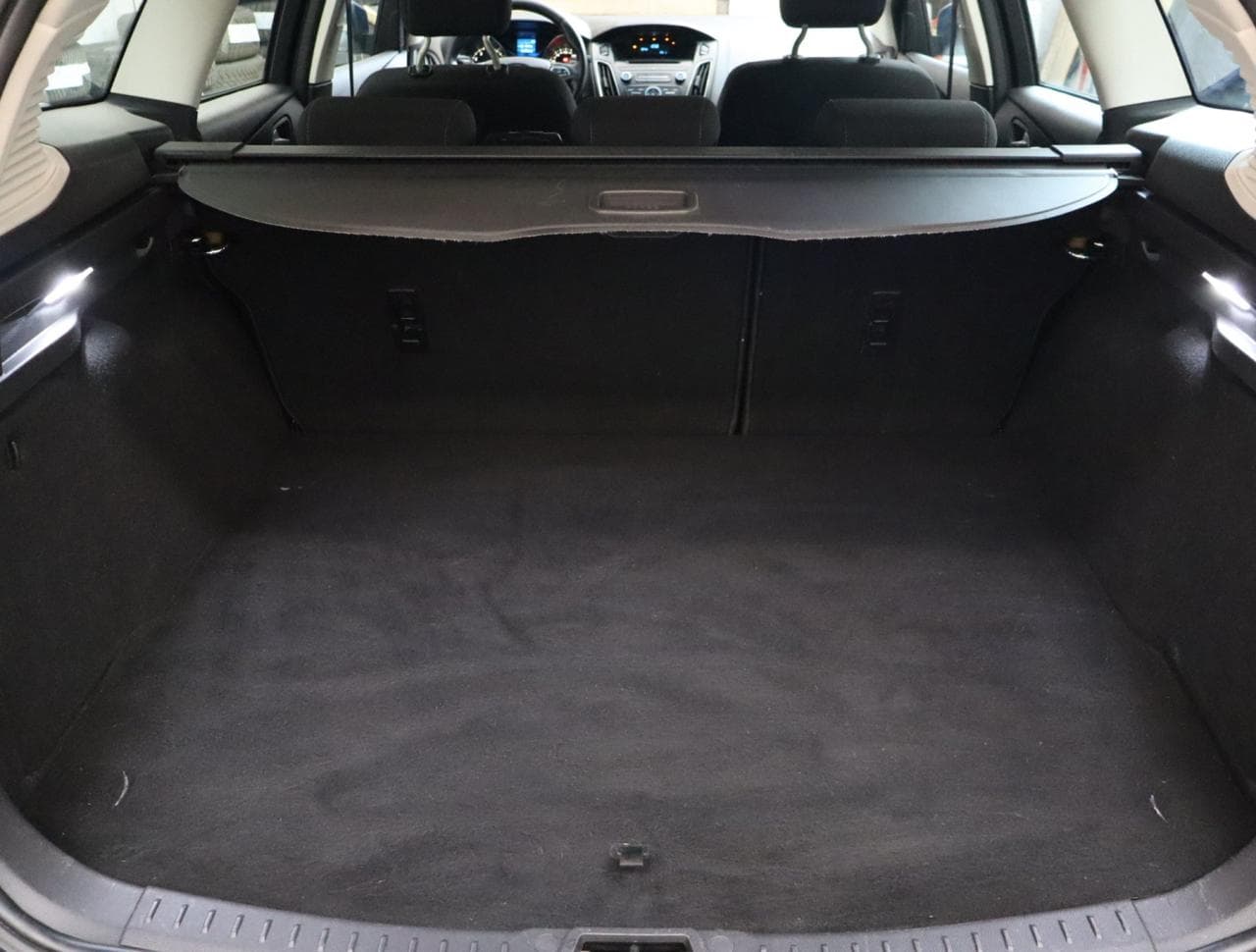 2015 Ford FOCUS - 27