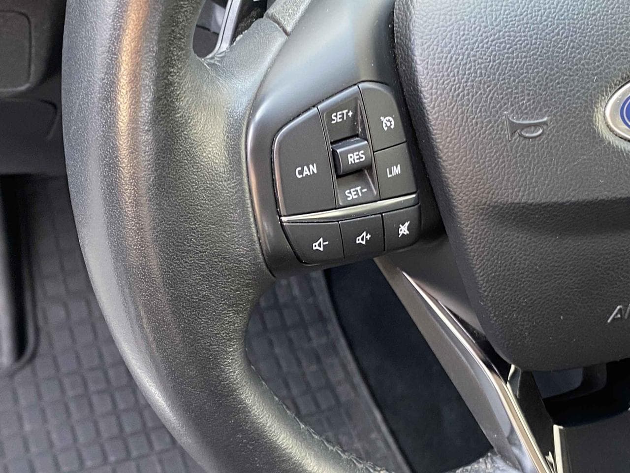 2019 Ford FOCUS - 13