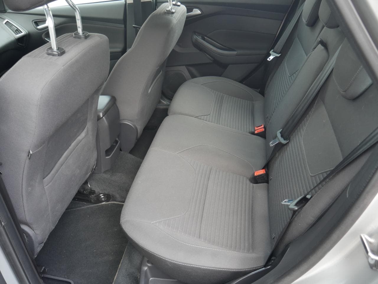 2017 Ford FOCUS - 15