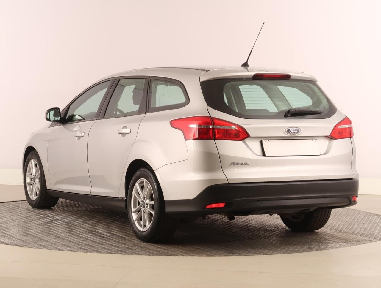 2015 Ford FOCUS - 9