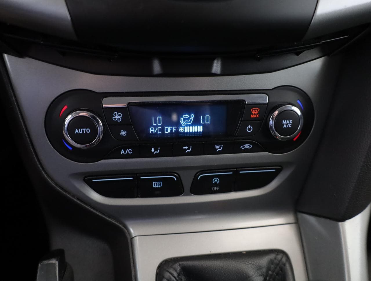 2011 Ford FOCUS - 32