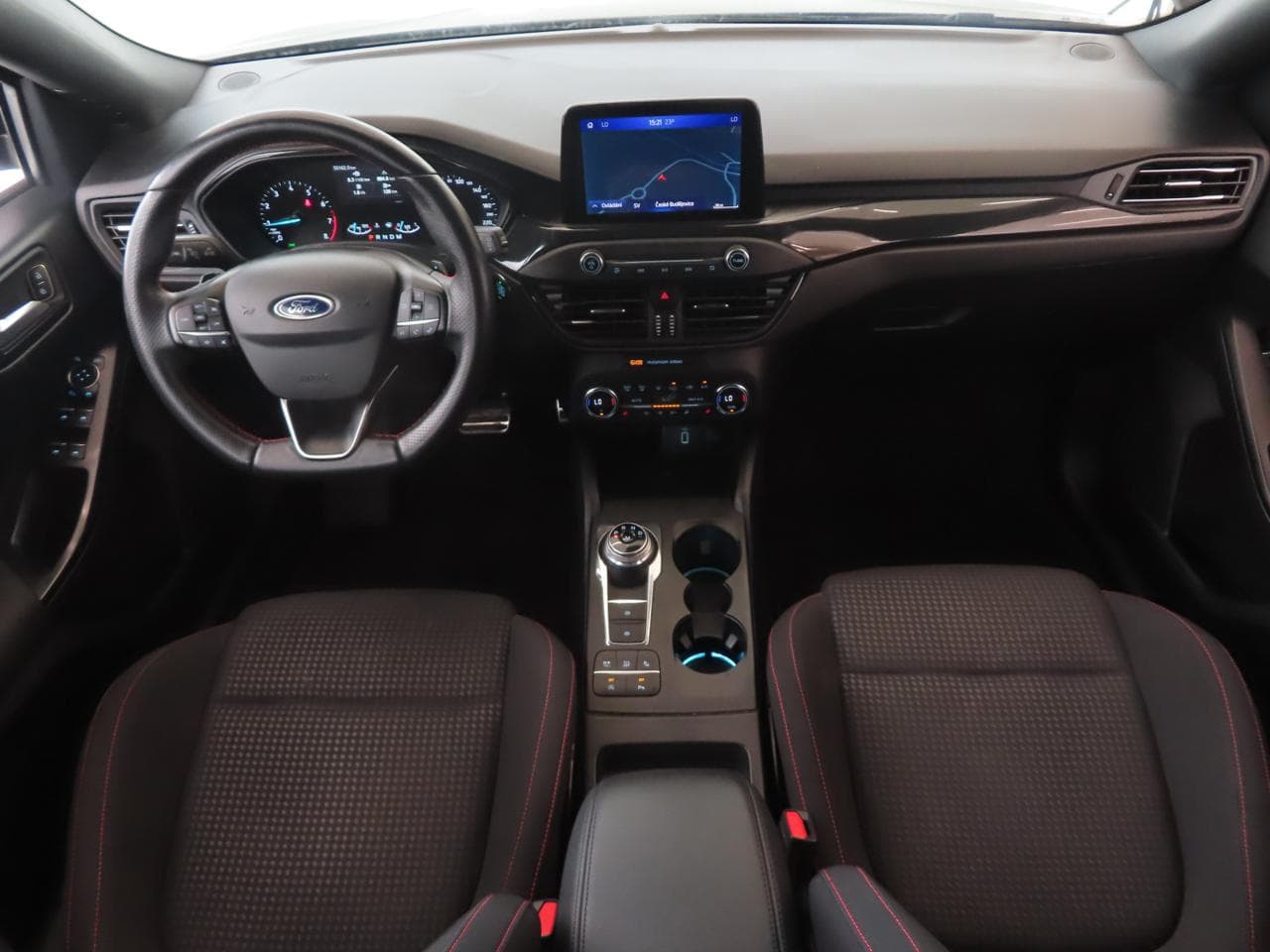 2020 Ford FOCUS - 12