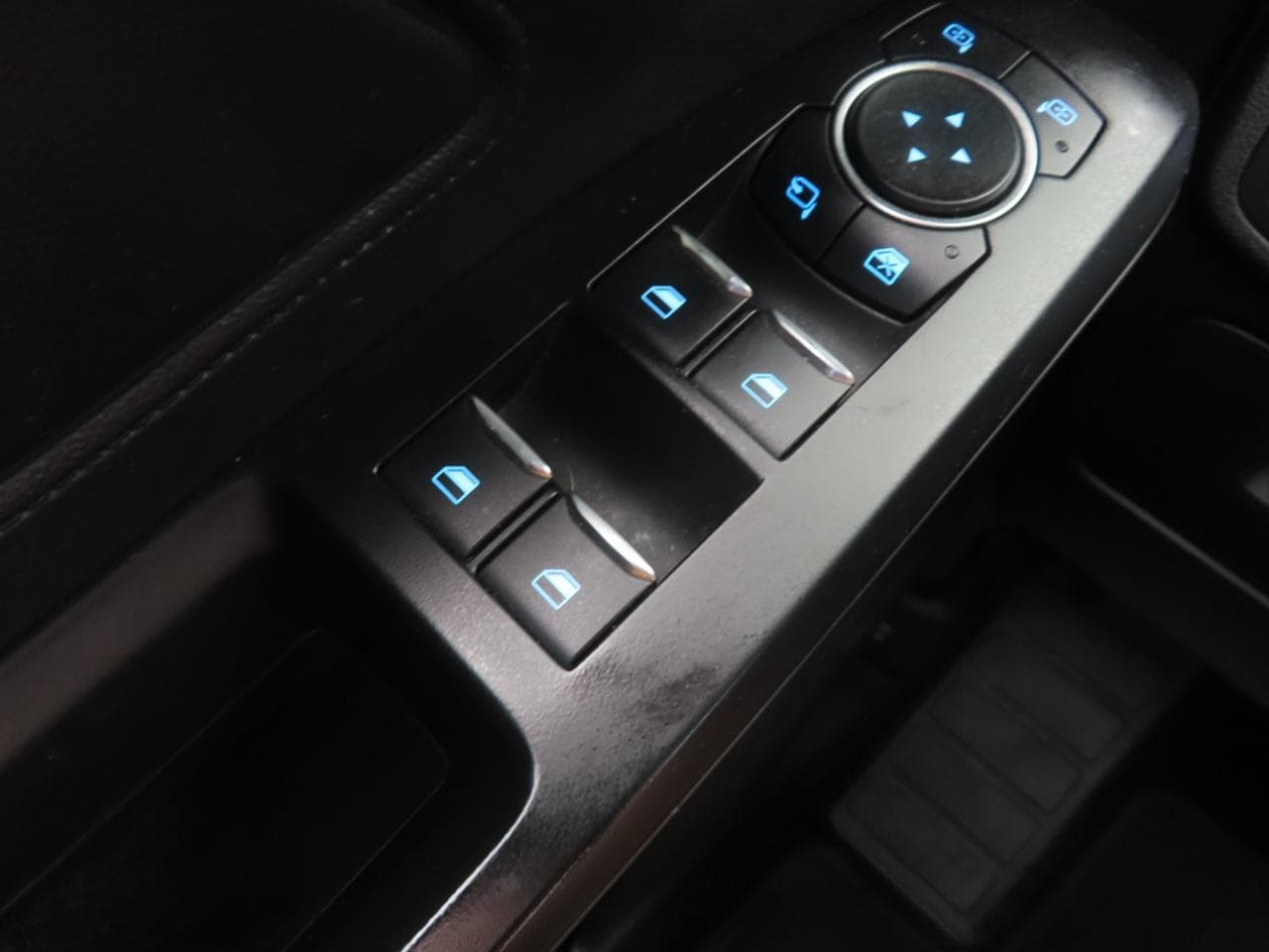 2020 Ford FOCUS - 27