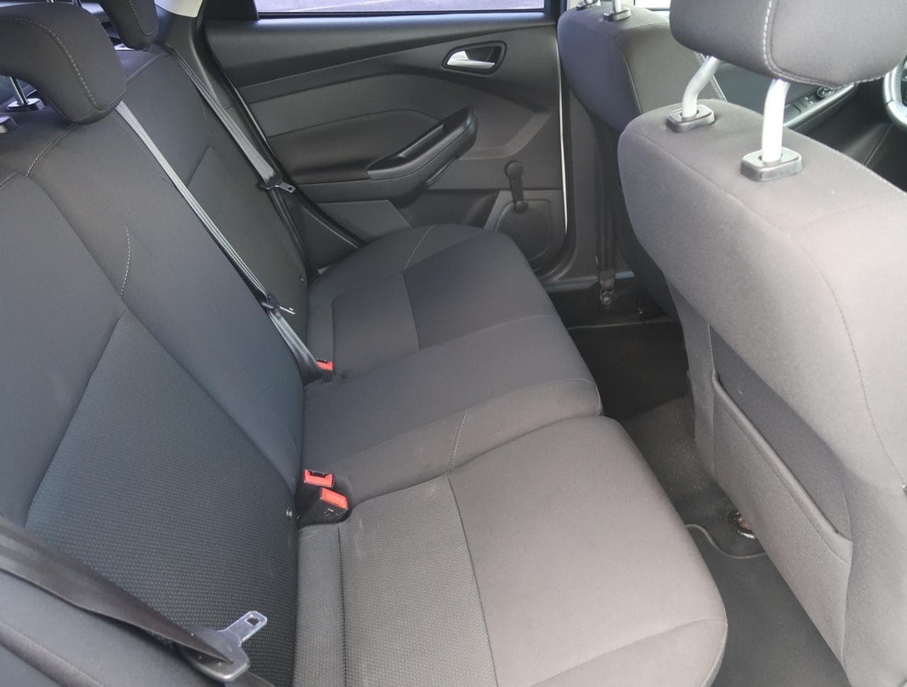 2016 Ford FOCUS - 13