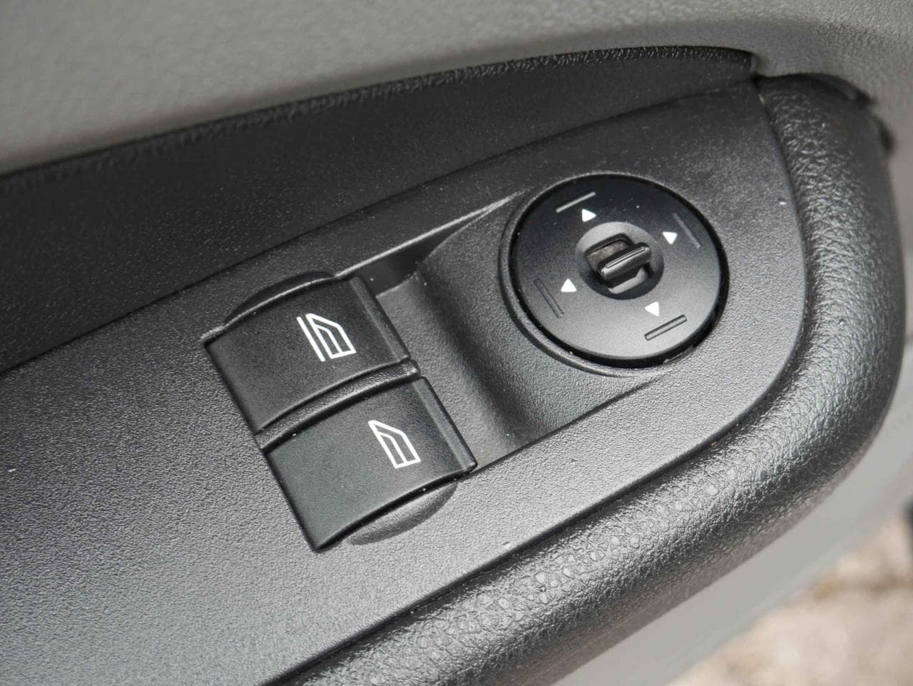 2009 Ford FOCUS - 15
