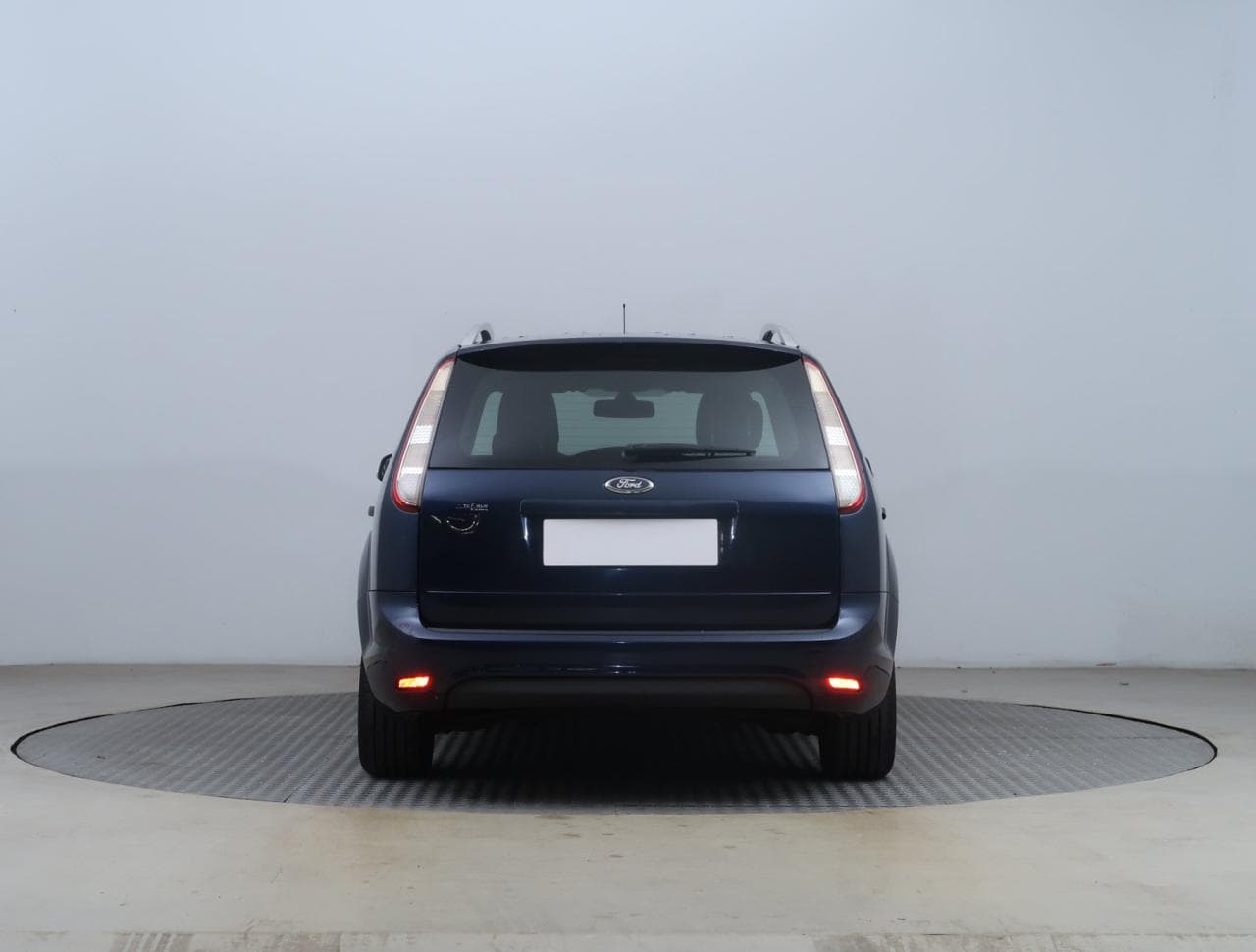 2010 Ford FOCUS - 6
