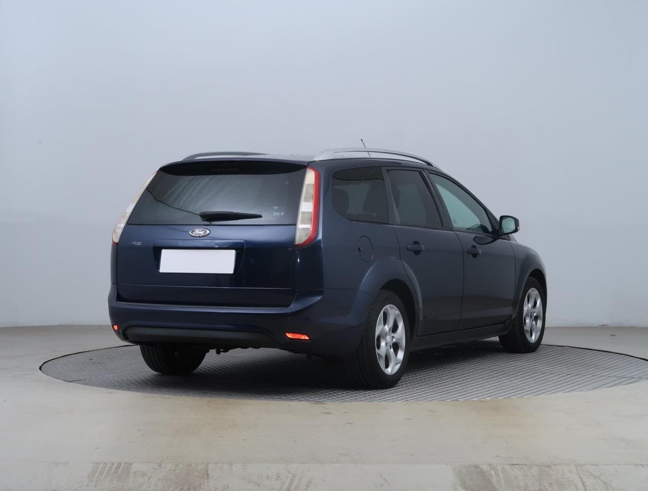 2010 Ford FOCUS - 7