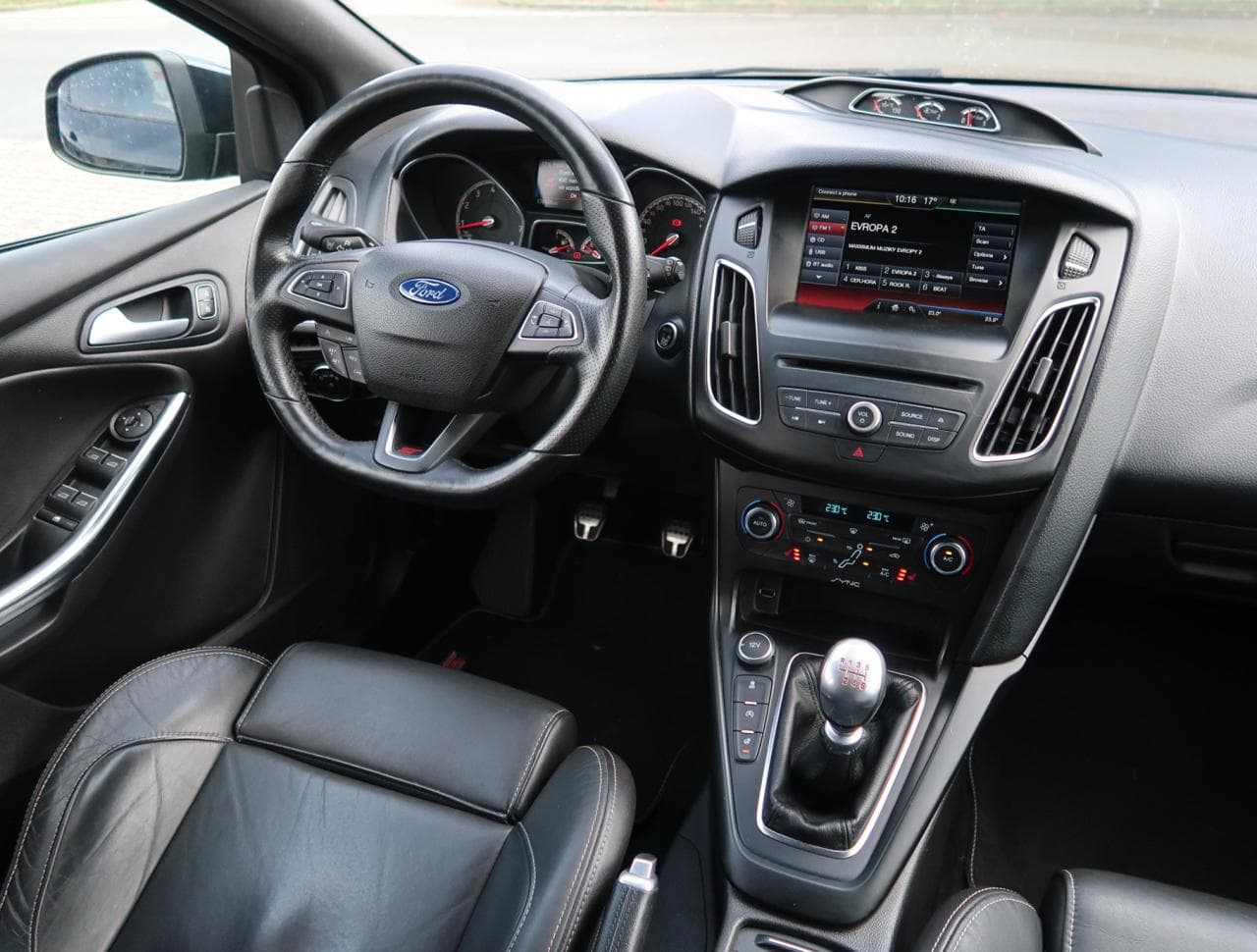 2015 Ford FOCUS - 9