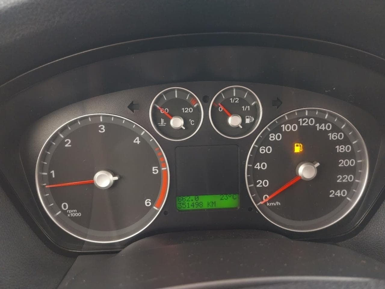 2005 Ford FOCUS - 17