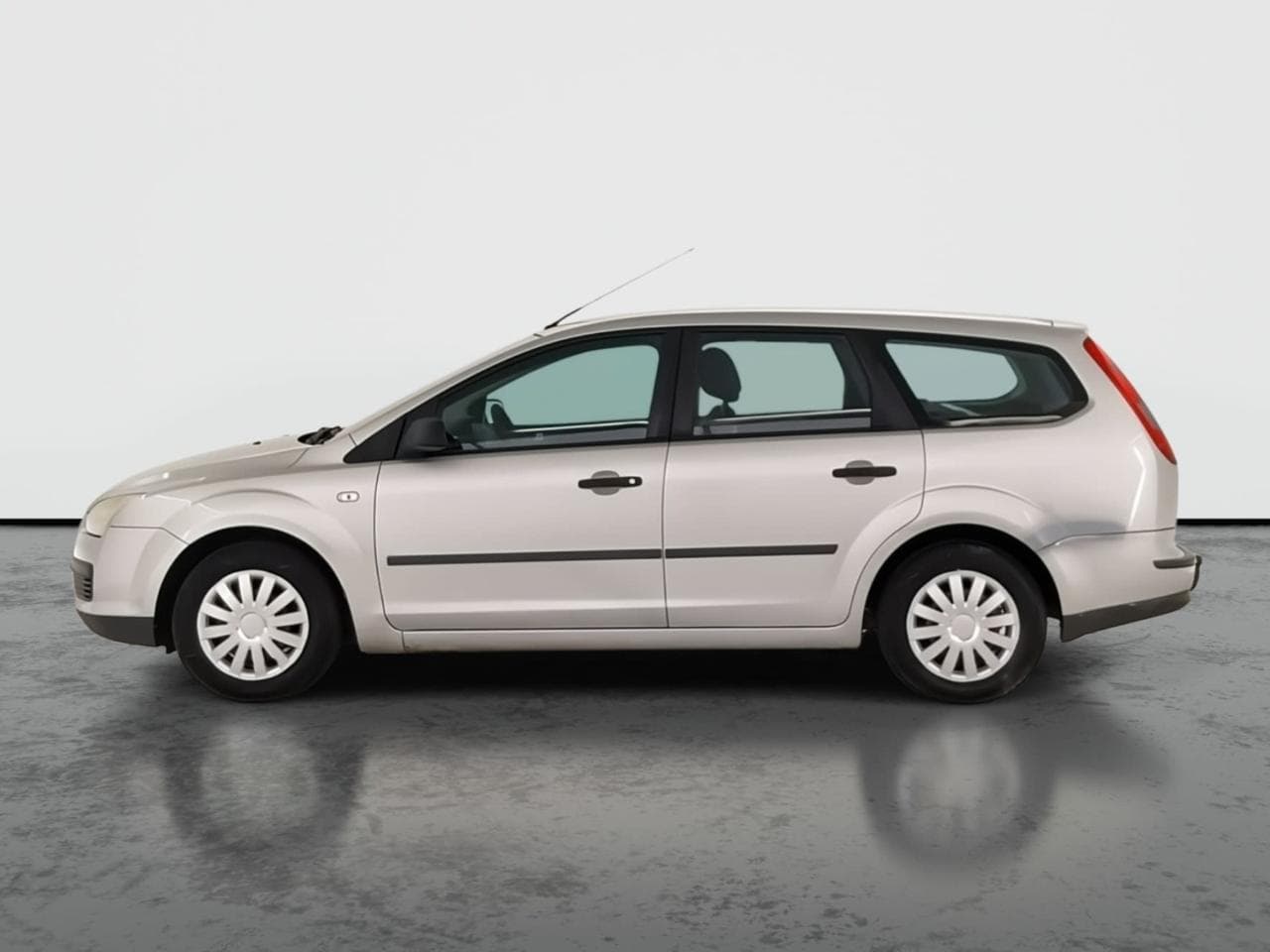 2005 Ford FOCUS - 4