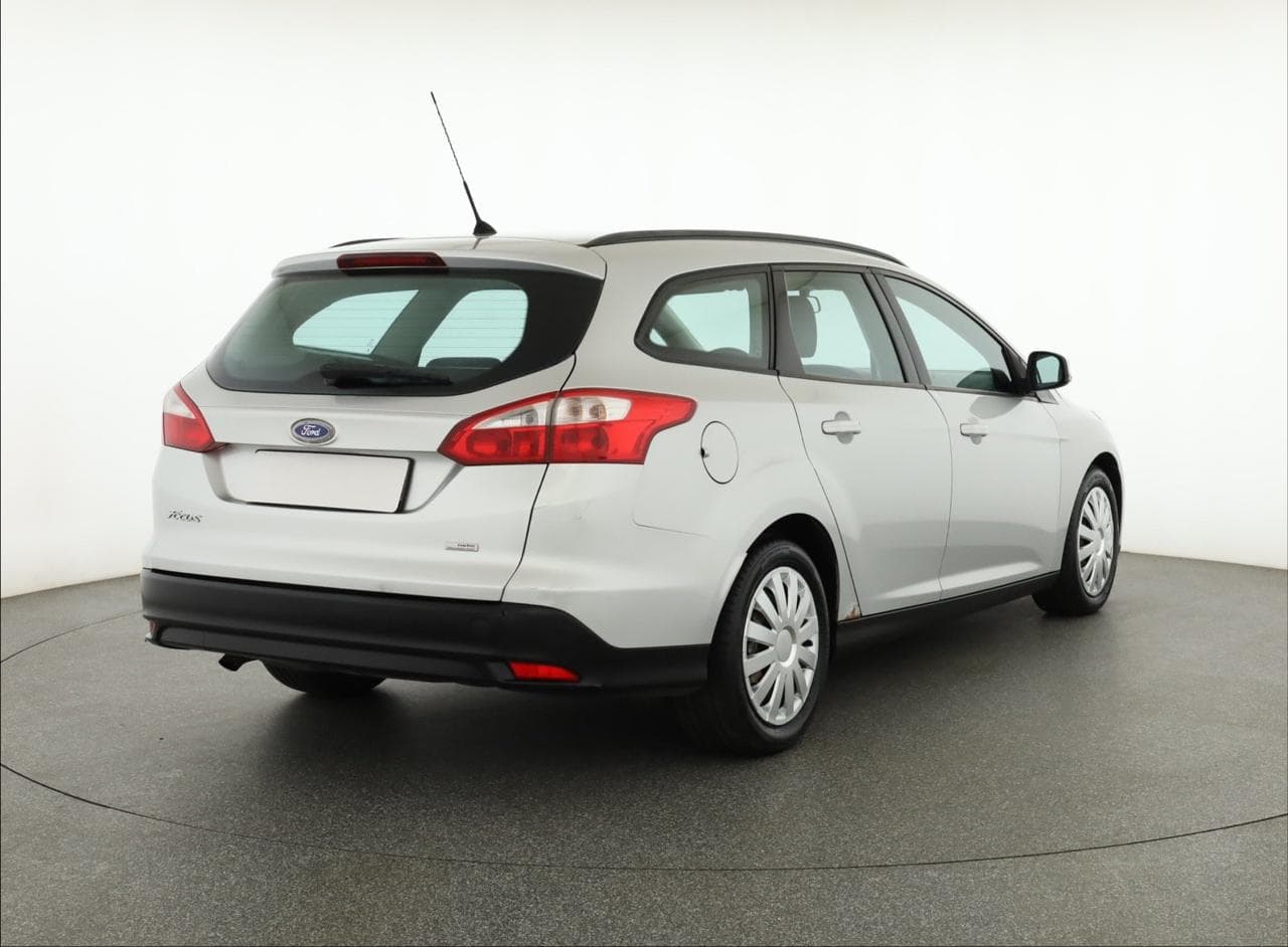 2011 Ford FOCUS - 7